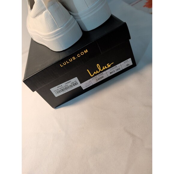 Lulus Cassay Platform Sneaker Women 6 1/2 Crocodile Embossed Slip On Shoe White - Picture 2 of 6